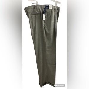 Stafford men’s dress pants. New with tags.
